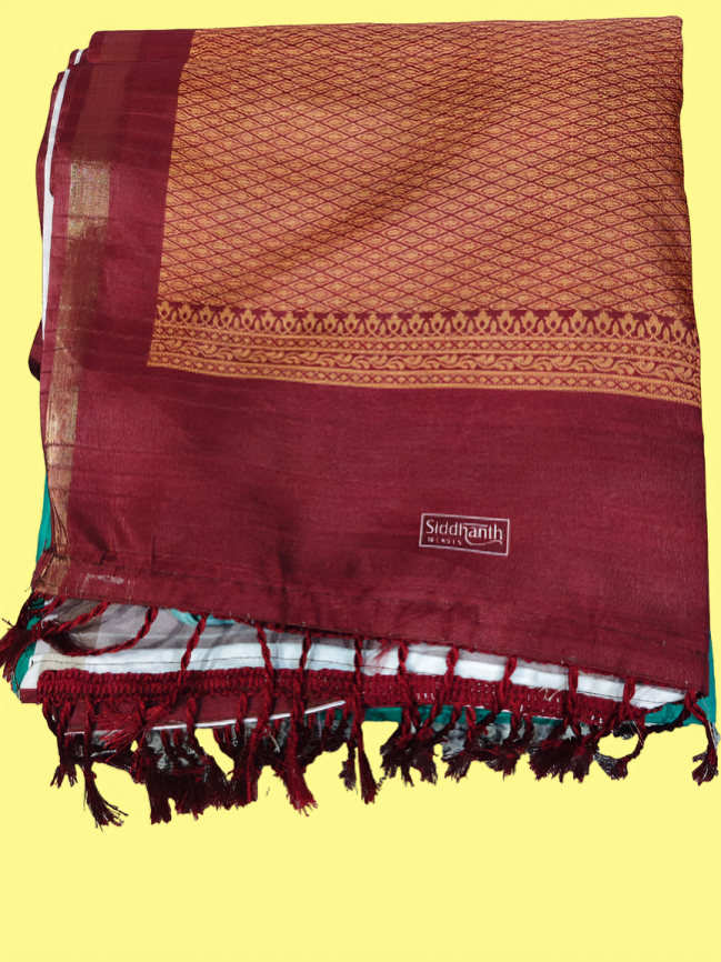Elegant Cotton Saree with Golden Zari Work and Contrast Pallu