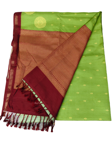 Elegant Cotton Saree with Golden Zari Work and Contrast Pallu
