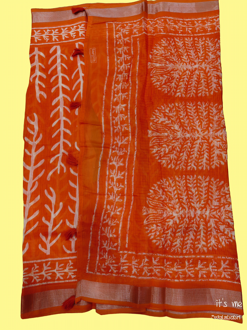 Elegant Handcrafted Printed Saree with Traditional Leaf & Floral Motifs