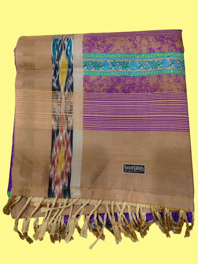 Elegant Cotton Saree with Golden Zari Work and Contrast Pallu